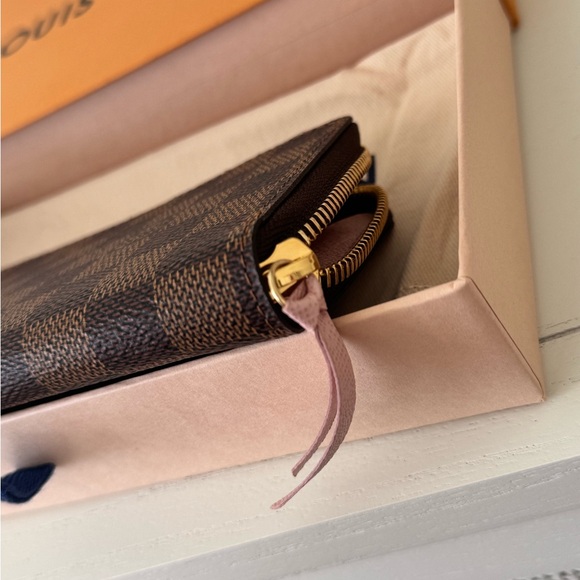 Louis Vuitton Clemence Wallet - Picture 2 of 6